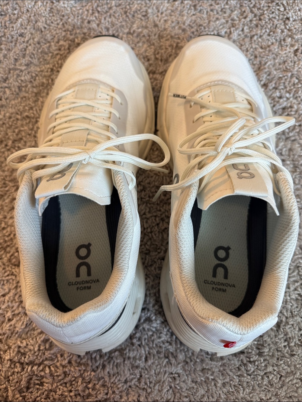 On Running Cloudnova Form in White/Beige/Eclipse - Picture 5 of 5